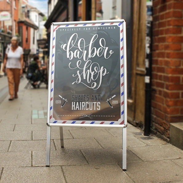  A - Master Lite In High Street Showing Barbers Artwork